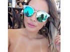 Geisy Arruda faz selfie de biquíni de babadinho