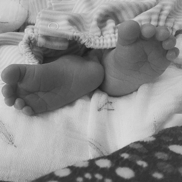  Kelly Rowland mostra pés do filho (Foto: Instagram / Reprodução)
