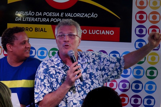 Pedro Bial no evento Mar de Culturas, em Copacabana, no Rio (Foto: Léo Martinez/EGO)