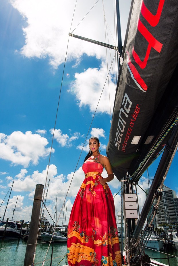 Amanda Djehdian em Miami (Foto: Cristina Ulla/Linkphoto)