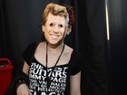 Bia Arantes posa com máscara do Jon Bon Jovi: 'Vou usar no show'