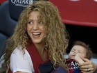 Shakira leva os filhos para verem jogo do pai, Gerard Piqué, na Espanha