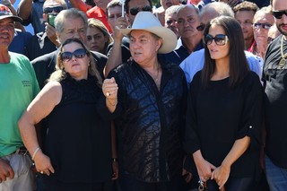Milionário no enterro de José Rico (Foto: Caio Duran  / EGO)