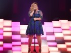 Kelly Clarkson revela que está grávida de um menino