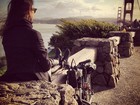 Thaila Ayala curte passeio de bicicleta por San Francisco