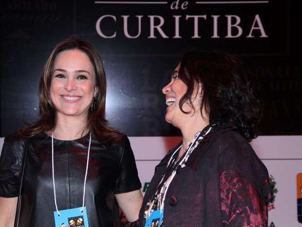 Gabriela Duarte e Regina Duarte em festival de teatro em Curitiba (Foto: Alex Palarea/ Ag. News)