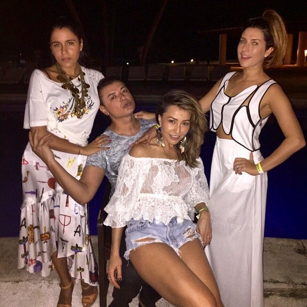 Sabrina Sato, Fernanda Paes Leme, Marina Morena e David Brazil (Foto: Reprodução/Instagram)