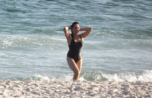 Christiane Torloni de férias em Miami marca presença no