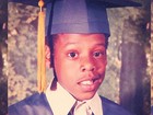 Jay-Z ganha disco de platina e recebe homenagem de Beyoncé