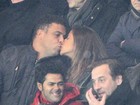 Ronaldo Fenômeno é ‘só love’ com Paula Morais em jogo de futebol