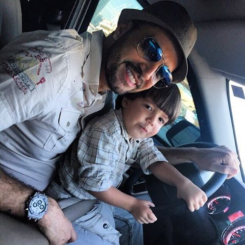 Latino com o filho Bernardo (Foto: Reprodução/Instagram)