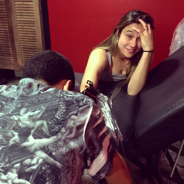 Fernanda Gentil faz nova tatuagem (Foto: Reprodução/Instagram)