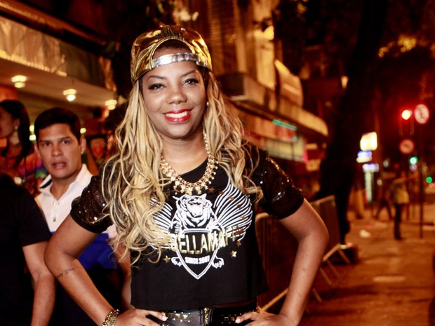 MC Ludmilla em festa na Zona Sul do Rio (Foto: Isac Luz/ EGO)