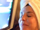 Ivete Sangalo canta 'Só pra contrariar' de toalha na cabeça: 'Amo'