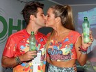 Bruno Gagliasso e Giovanna Ewbank curtem carnaval em camarote no Rio