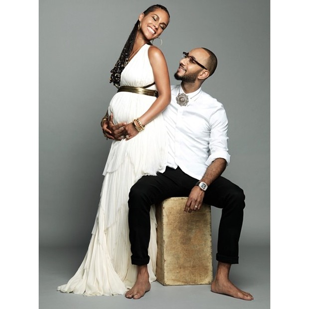 Alicia Keys, grávida do primeiro filho, posa com o marido, Swizz Beatz  (Foto: Instagram/ Reprodução)