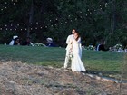 Ian Somerhalder e Nikki Reed se casam em cerimônia romântica