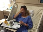 Sheila Mello passa por cirurgia para tratar hérnia: 'Preciso fazer repouso'