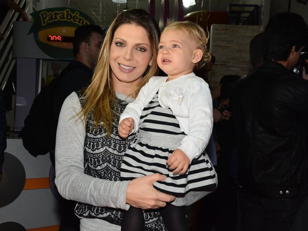 Sheila Mello com a filha Brenda (Foto: Caio Duran e Thiago Duran/AgNews)