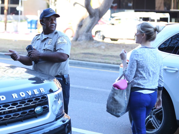 X17 - Reese Witherspoon é multada em Los Angeles, nos Estados Unidos (Foto: X17online/ Agência)