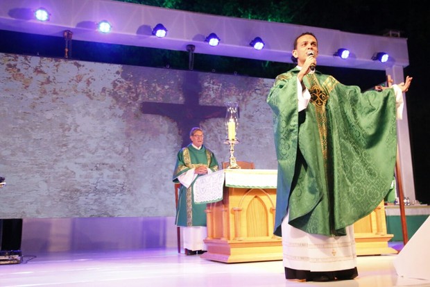 Missa de 7º dia de Cristiano Araújo  (Foto: Evandro José / EGO)