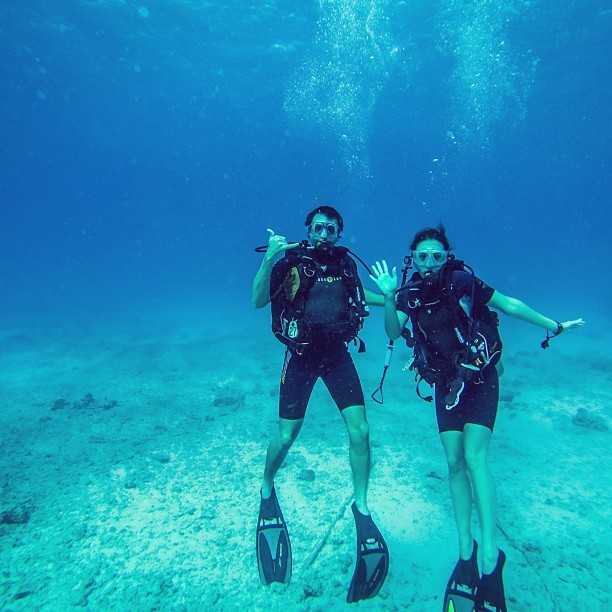 Max Fercondini e Amanda Ritcher curtem férias no Havaí (Foto: Instagram)