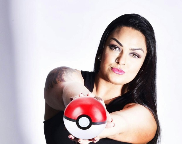 Mulher Melancia faz ensaio inspirado no Pokémon Go (Foto: Carioca Times/R2assessoria)