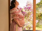 Suzana Alves mostra o barrigão de 9 meses  de gravidez: 'Graça e paixão'