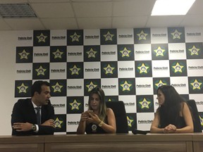  O advogado Michel Assef Filho, a delegada titular da DRCI Daniela Terra e a delgada assistente Fernanda Fernandes (Foto: Lais Gomes/EGO)