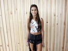 Ana Morais volta ao Lollapalloza e fala sobre paquera: 'Nenhum interessou'