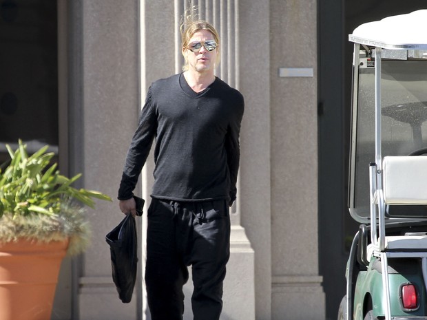 Brad Pitt em Los Angeles, nos Estados Unidos (Foto: Grosby Group/ Agência)