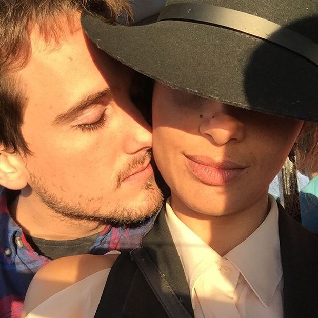 Camila Pitanga posta foto romântica com o namorado, Igor Angelkorte (Foto: Reprodução/Instagram)