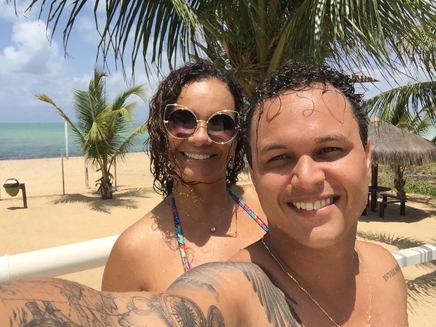 Solange Couto e o marido, Jamerson Andrade, em Recife (Foto: Reprodução/Instagram)