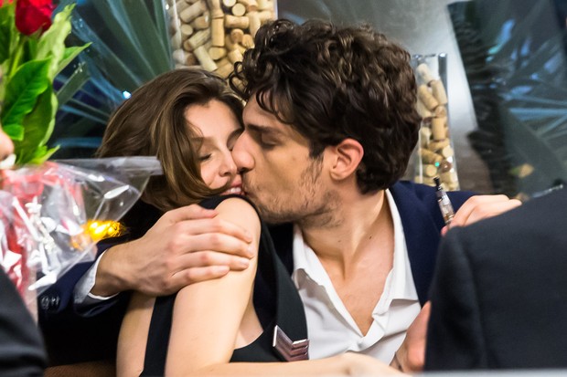 Louis Garrel com a namorada Laetitia Casta (Foto: Manuela Scarpa / Brazil News)