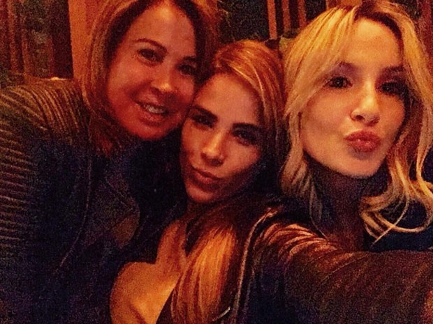 Zilu, Wanessa e Claudia Leitte em festa (Foto: Instagram/ Reprodução)