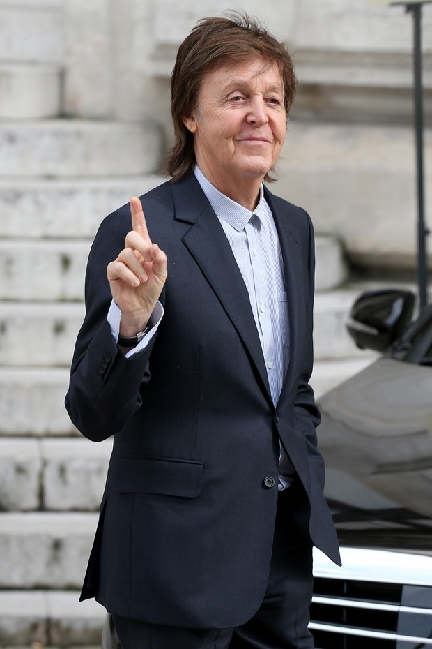 Paul McCartney no desfile de Stella McCartney em Paris (Foto: Getty Images)