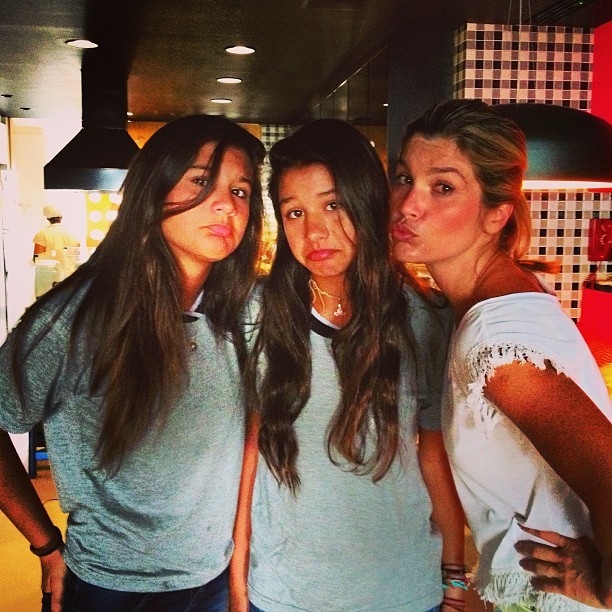 Flávia Alessandra e filhas (Foto: Reprodução/Instagram)