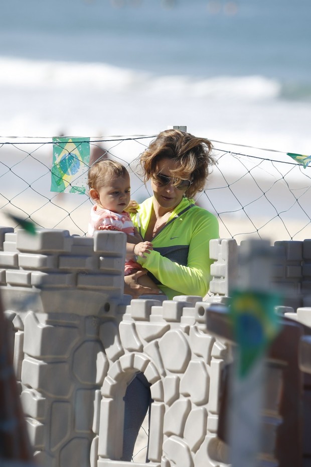 Guilhermina Guinle com a filha Minna (Foto: Gil Rodrigues/PhotoRio News)