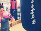 Maria Melilo posta foto fazendo boxe