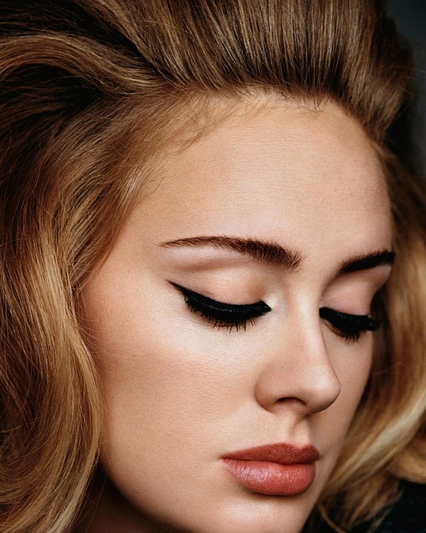 Adele para I-D Magazine (Foto: Reprodução/Instagram/Alasdair McLellan)