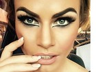 Natalia Casassola antecipa maquiagem que vai usar na Sapucaí