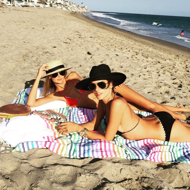 Alessandra Ambrósio e Ludi Delfino (Foto: Reprodução/Instagram)