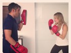 Claudia Leitte 'destrói a casa' fazendo boxe e esgrima