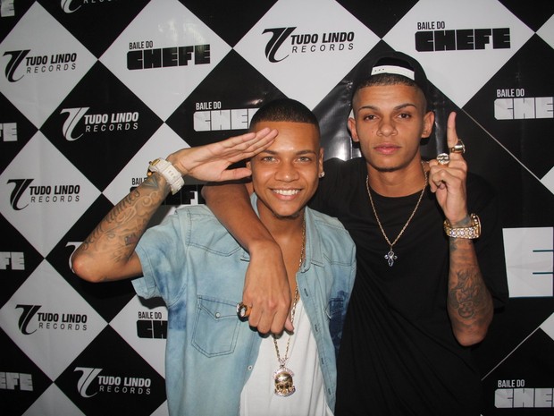 MC Duduzinho e MC Maneirinho em show no Rio (Foto: Divulgação)