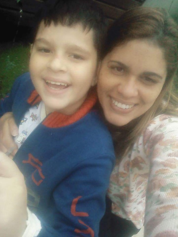 Rosana Batista da Silva e o filho, Samuel Nicholas (Foto: Arquivo Pessoal)