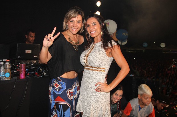 Carla Perez e Scheila Carvalho (Foto: Wesley Costa / AgNews)