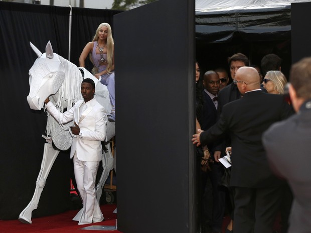 Lady Gaga no American Music Awards em Los Angeles, nos Estados Unidos (Foto: Mario Anzuoni/ Reuters)