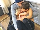 Gisele Bündchen compartilha foto da família: 'Não aguento, é muito amor!'