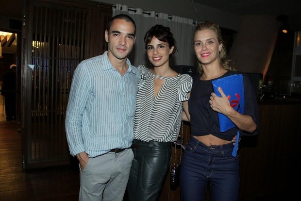Caio Blat, Maria Ribeiro e Carolina Dieckmann (Foto: Thyago Andrade / FotoRioNews)