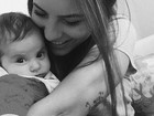 Rubia Baricelli posta foto fofíssima com a filha: 'Esmago mesmo'